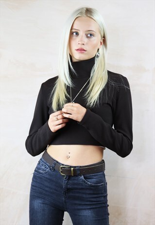 HOT CHOCOLATE TEXTURED TURTLE NECK CROP TOP