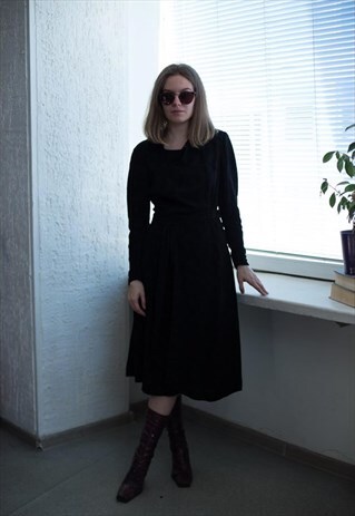 VINTAGE 60'S HANDMADE BLACK MIDI JACQUARD LONG SLEEVED DRESS