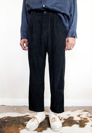 90S MINIMALIST SKATER LUXURY BLACK PLEATED CORDUROY TROUSER