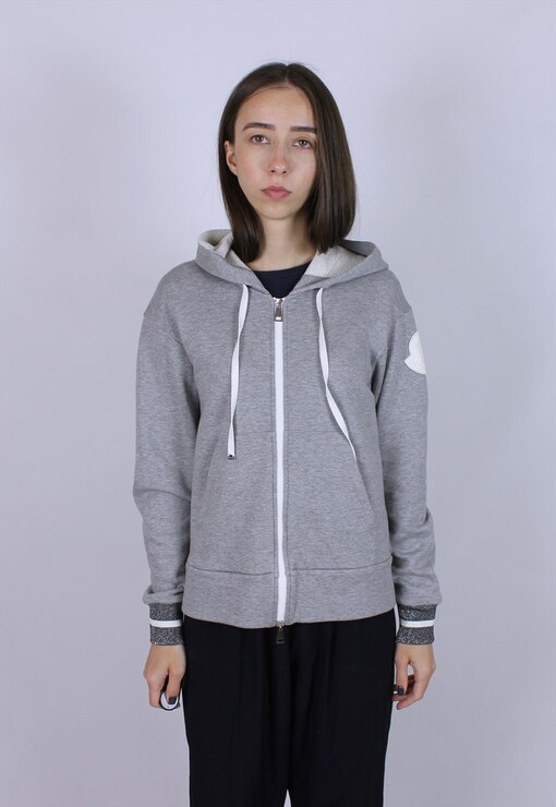 garment image