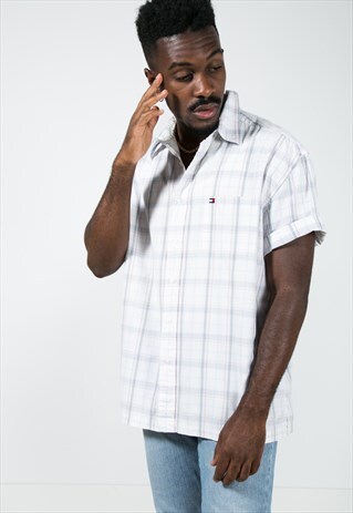 VINTAGE 80S TOMMY HILFIGER SHORT SLEEVE SHIRT/ S4436