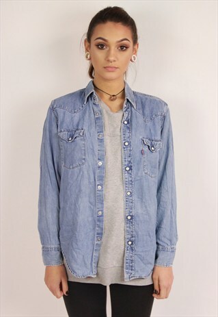 VINTAGE LEVI'S DENIM SHIRT