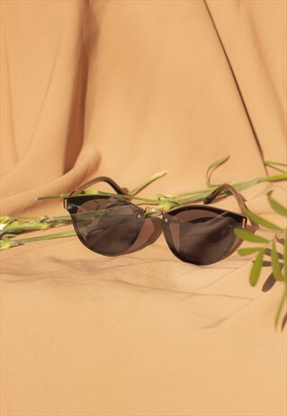 FUTURISTIC FRAMELESS SPY STYLE SUNGLASSES