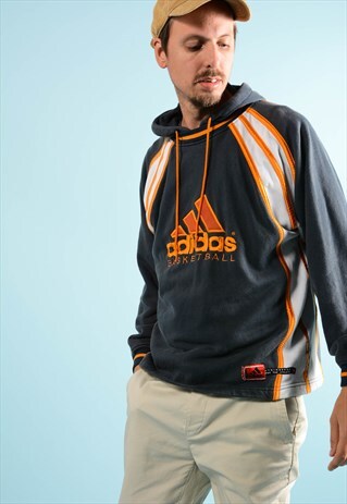 ADIDAS VINTAGE ADIDAS HOODIE.