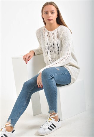 VINTAGE KNITWEAR JUMPER IN WHITE