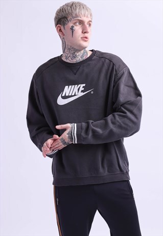 VINTAGE 90S NIKE SWEATSHIRT