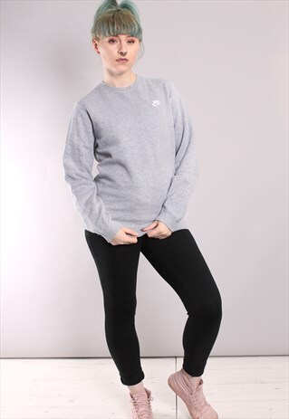 VINTAGE NIKE SWEATSHIRT
