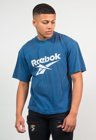VINTAGE REEBOK T-SHIRT
