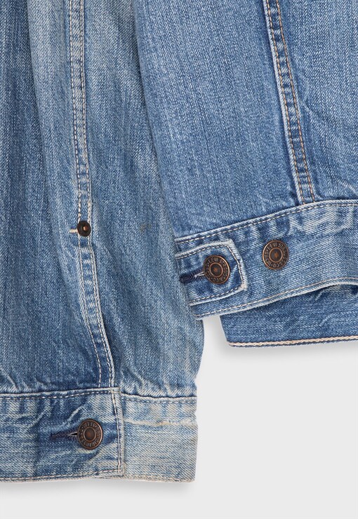 garment image