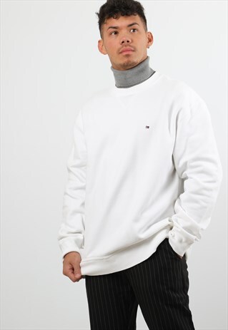 VINTAGE TOMMY HILFIGER WHITE XL EMBROIDERED LOGO SWEATSHIRT