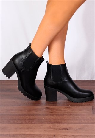 BLACK CHELSEA ELASTIC CLEATED PLATFORMS BLOCK ANKLE BOOTS
