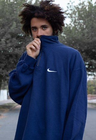 VINTAGE 90S NIKE LOGO QUARTER ZIP SWEATSHIRT IN NAVY