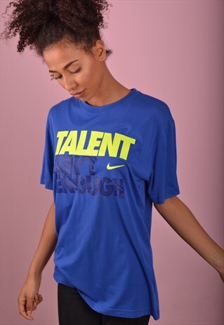 BLUE NIKE T-SHIRT GBT4086