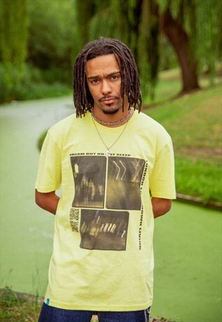 SHORT SLEEVE TSHIRT IN YELLOW WITH GHOST TOWN PRINT