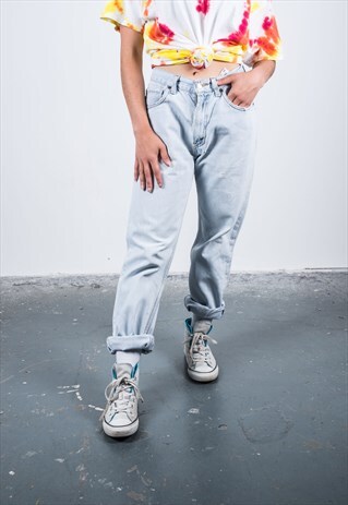 VINTAGE HIGH-WAISTED BLUE LEVI'S 501 RIPS MOM JEANS