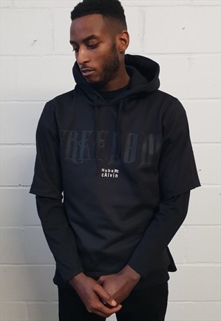 SHORT SLEEVE BLACK HOODIE WITH RAW HEM AND FREEDOM PRINT