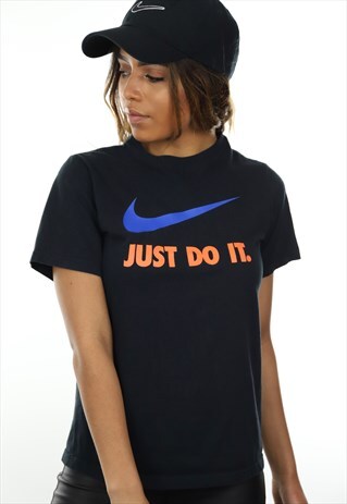 VINTAGE NIKE GRAPHIC T SHIRT TEE