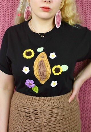 TAN FLOWER CROCHET TEE