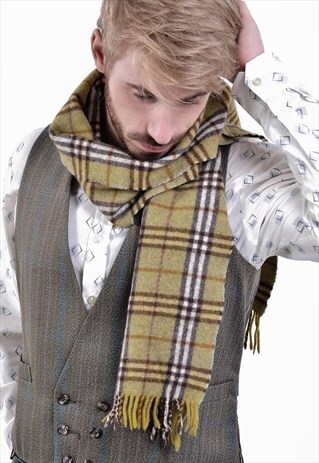 BURBERRYS NOVA CHECK SCARF