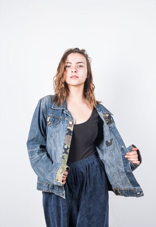 VINTAGE 1990S BLUE DENIM JACKET