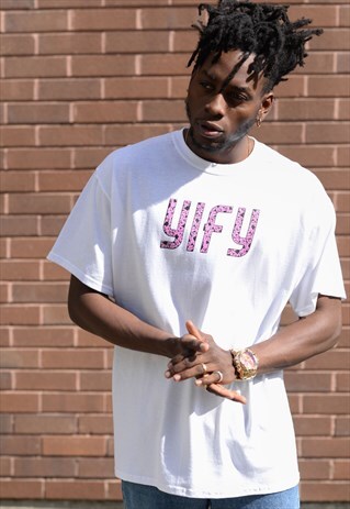 MOTTLED LOGO T-SHIRT IN WHITE.