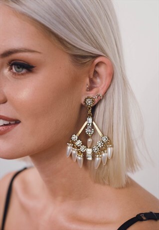 VINTAGE BOHO GOLD AND PEARL CHANDELIER EARRINGD