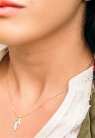 FEATHERS 12K GOLD PLATED TWO TONE CHARM NECKLACE