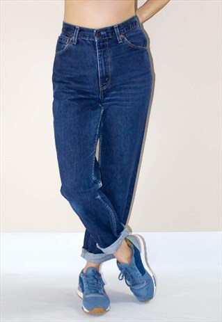 VINTAGE 80'S HIGH WAIST LEVI MOM JEANS