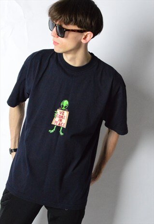 VINTAGE 90S BLACK ALIEN T-SHIRT