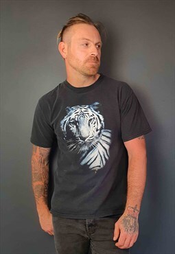 Unisex Vintage 90's White Tiger Black Graphic T-Shirt 