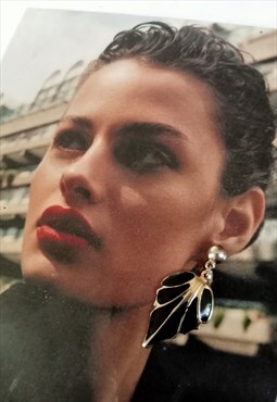 Vintage black enamel leaf pierced earrings