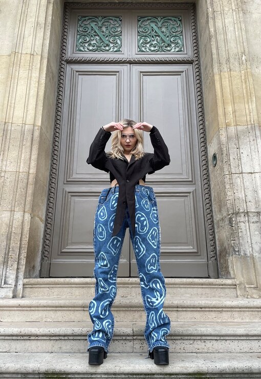 garment image