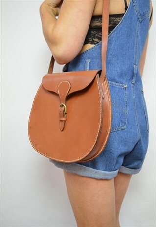 VINTAGE 90S TAN BROWN LEATHER SADDLE BAG HANDBAG FESTIVAL