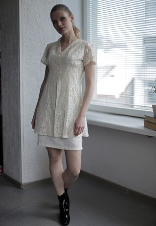 VINTAGE 80'S CREAM LACE SHORT SLEEVES TOP