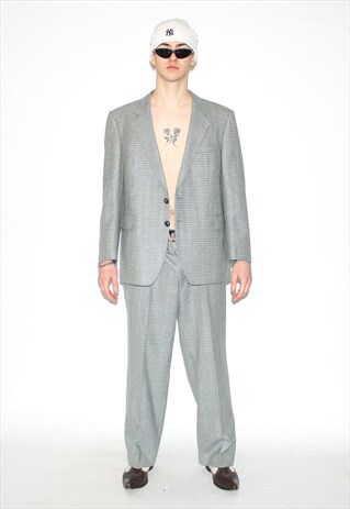 VINTAGE 90S CLASSIC PLAID SUIT IN GREY