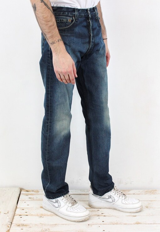 garment image