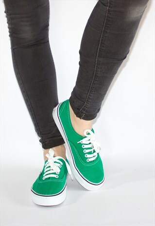 RETRO LACE UP GREEN VANS SNEAKERS UK5