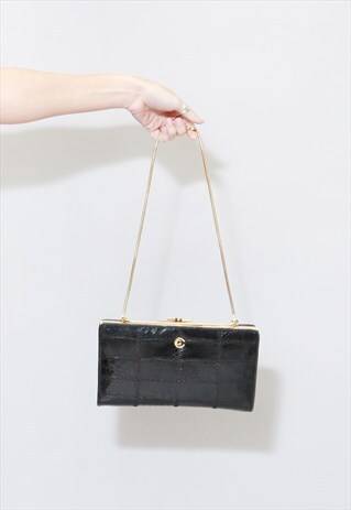 VINTAGE 1970'S BLACK LEATHER MOC CROC CHAIN SHOULDER BAG