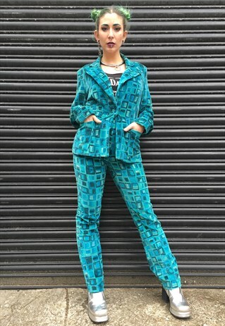 VINTAGE TURQUOISE VELVET TWO PIECE SUIT