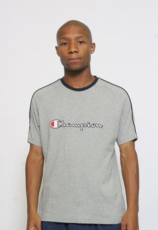 VINTAGE CHAMPION T-SHIRT