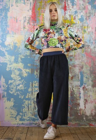 NAVY CORDUROY CROPPED TROUSERS WITH PATCH POCKETS