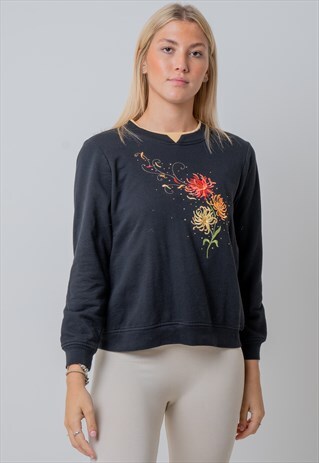 VINTAGE FLORAL GRAPHIC SWEATSHIRT IN BLACK XS