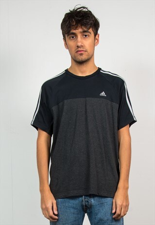 BLACK ADIDAS T-SHIRT