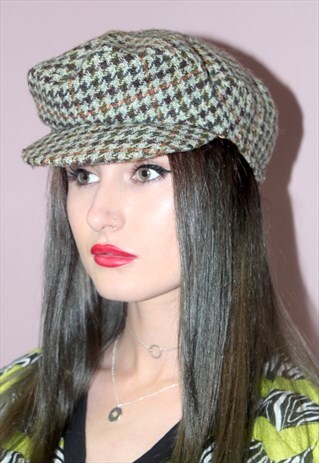 CUTE ALTERNATE VINTAGE 1970'S MIXED COLOUR STYLISH BERET