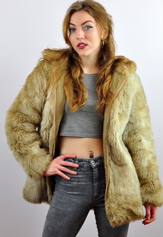 VINTAGE 1970'S SEARS FAWN FAUX FUR COAT