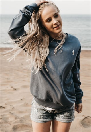 'SEAHORSE' WOMENS EMBROIDERED SWEATSHIRT IN MARINE BLUE
