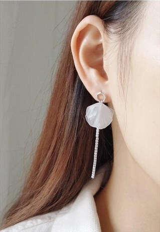 PRETTY CAMELLIA EARRINGS STUD