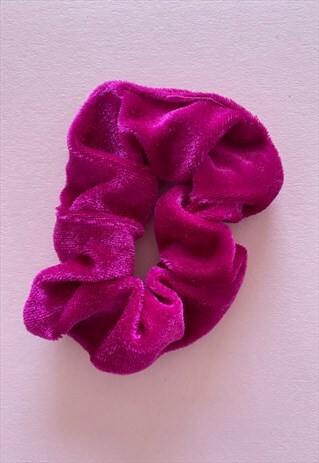 HOT PINK SCRUNCHIE