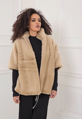 CAPE COAT