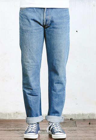 VINTAGE LEVIS 501 JEANS